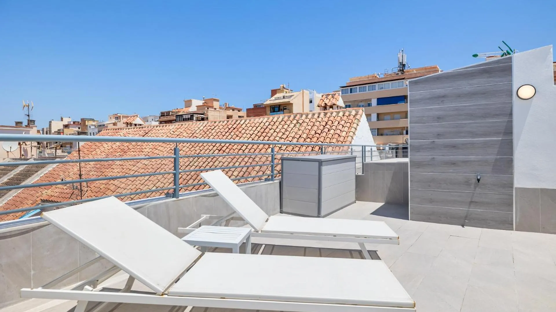 Sunny Terrace In Fuengirola By Costarentals - Ref 226 location